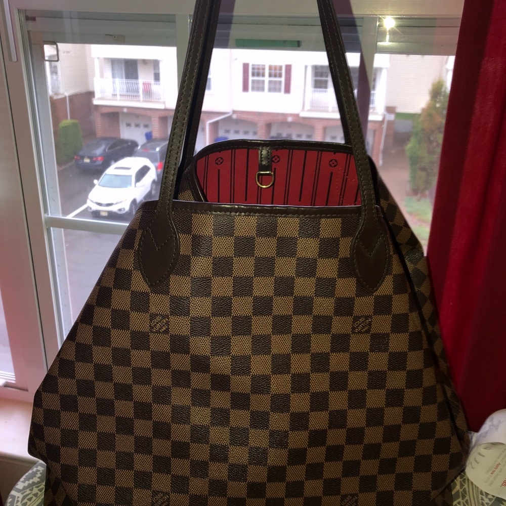100% Authentic Louis Vuitton Neverfull Damier GM